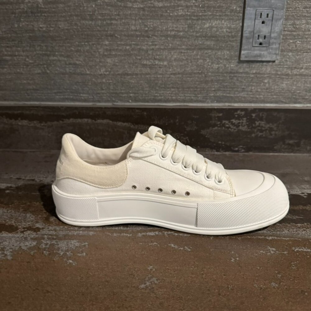 Alexander McQueen White Deck Plimsoll Sneakers Size 44D Slightly Used - Picture 4 of 5